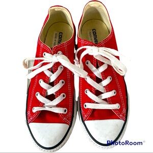 Converse All Stars Low Tops Size 3 (W 5.5-6)